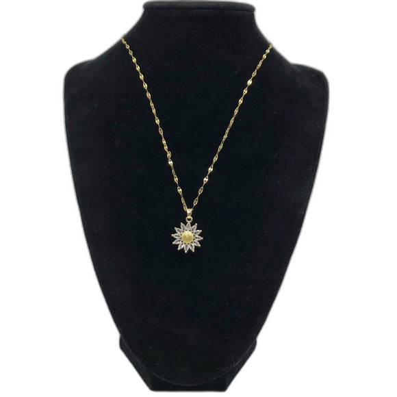 18K Gold Plated Stainless Steel "Flower" Necklace Waterproof Hypoallerge… - Picture 3 of 11